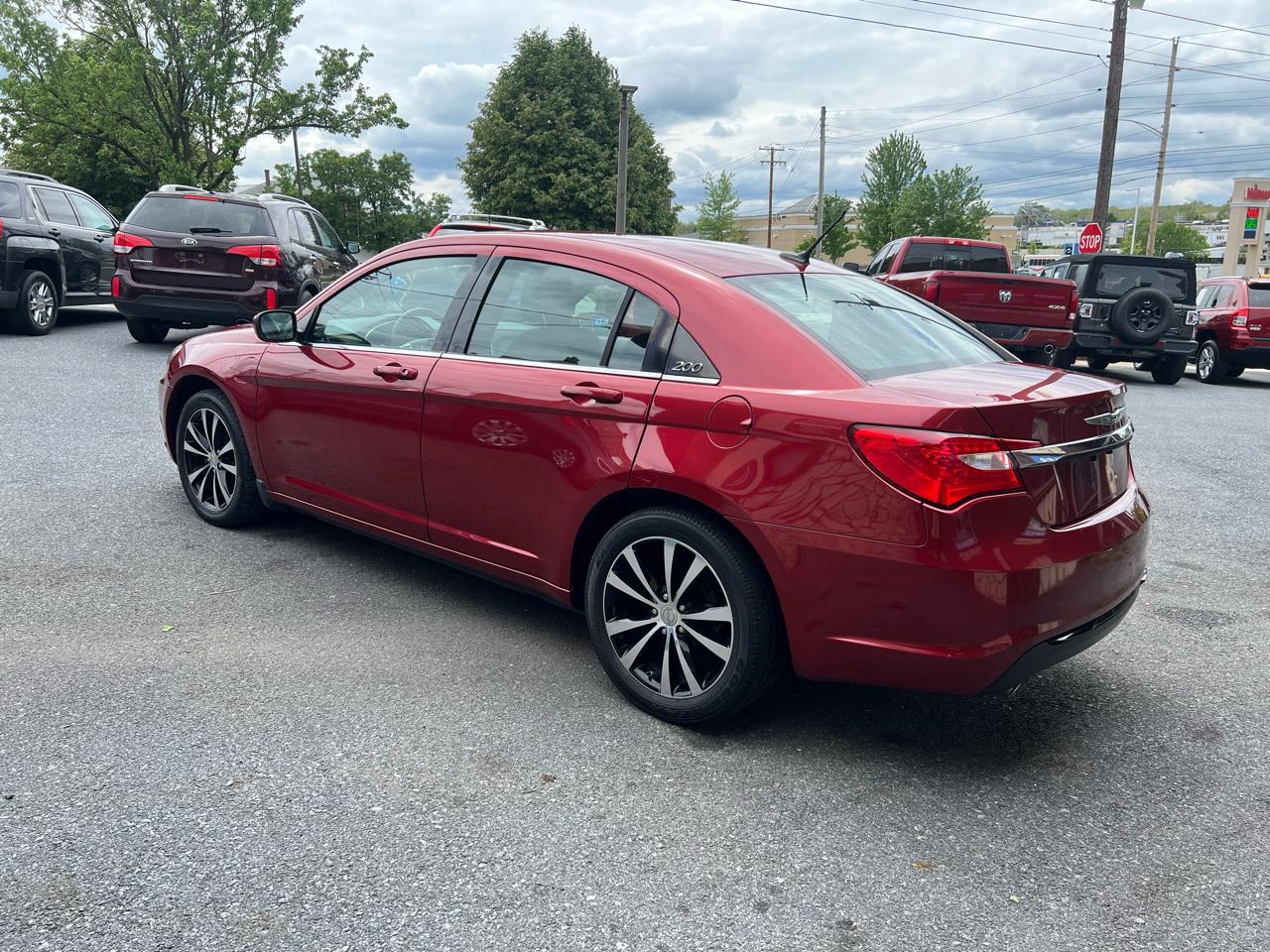 Chrysler 200 Touring 2013