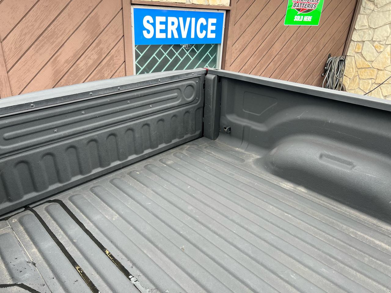 RAM 1500 Sport Quad Cab 4WD 2014