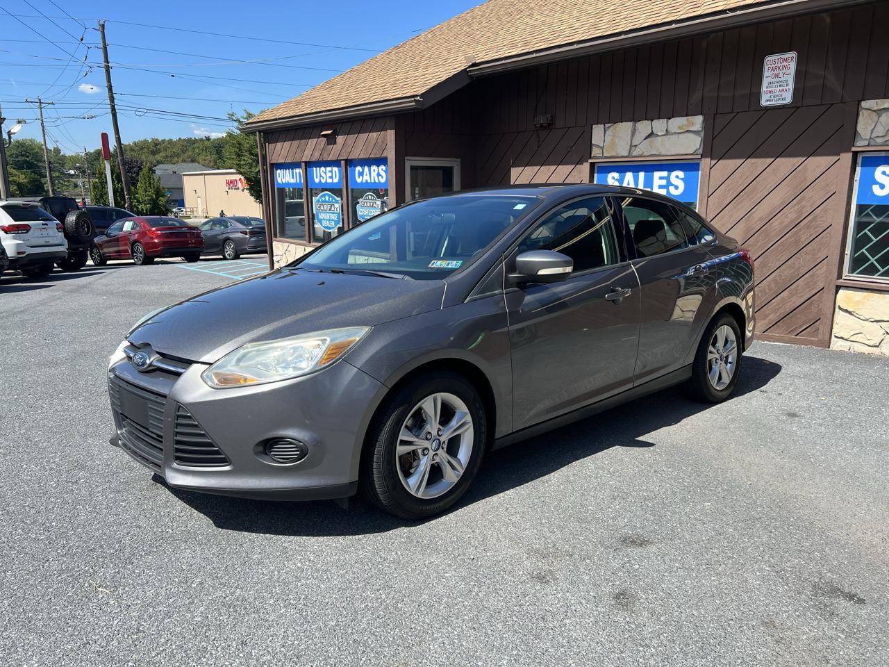 Ford Focus SE Sedan 2013