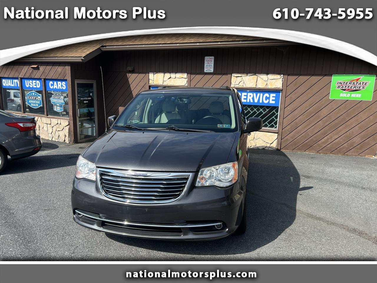 2015 Chrysler Town & Country Touring