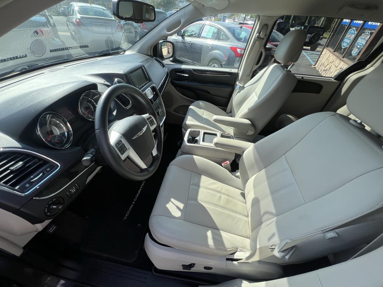 Chrysler Town & Country Touring 2015
