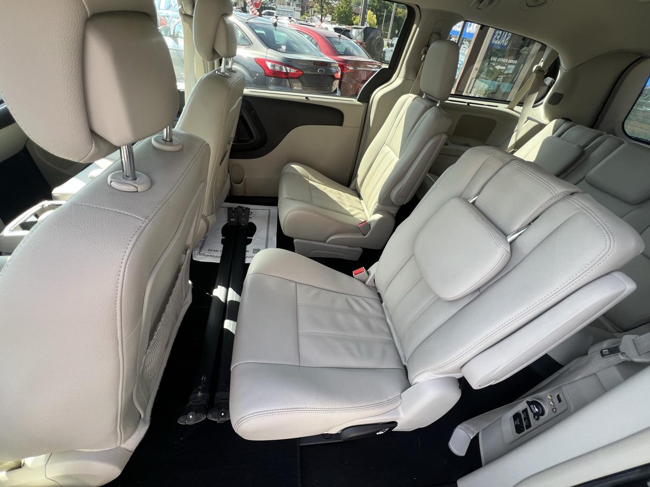 Chrysler Town & Country Touring 2015