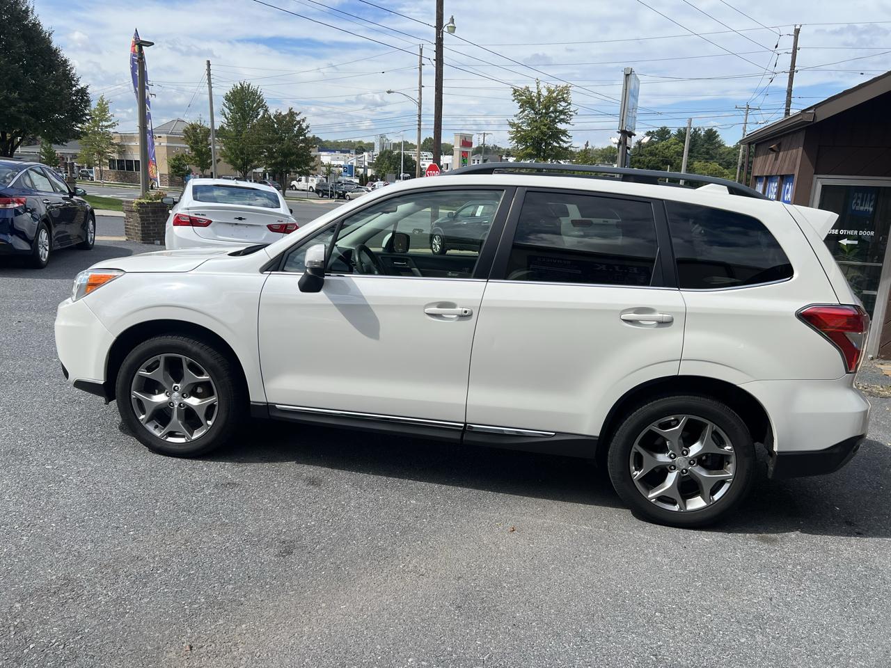Subaru Forester 2.5i Touring 2016