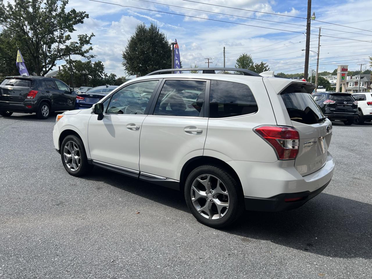 Subaru Forester 2.5i Touring 2016