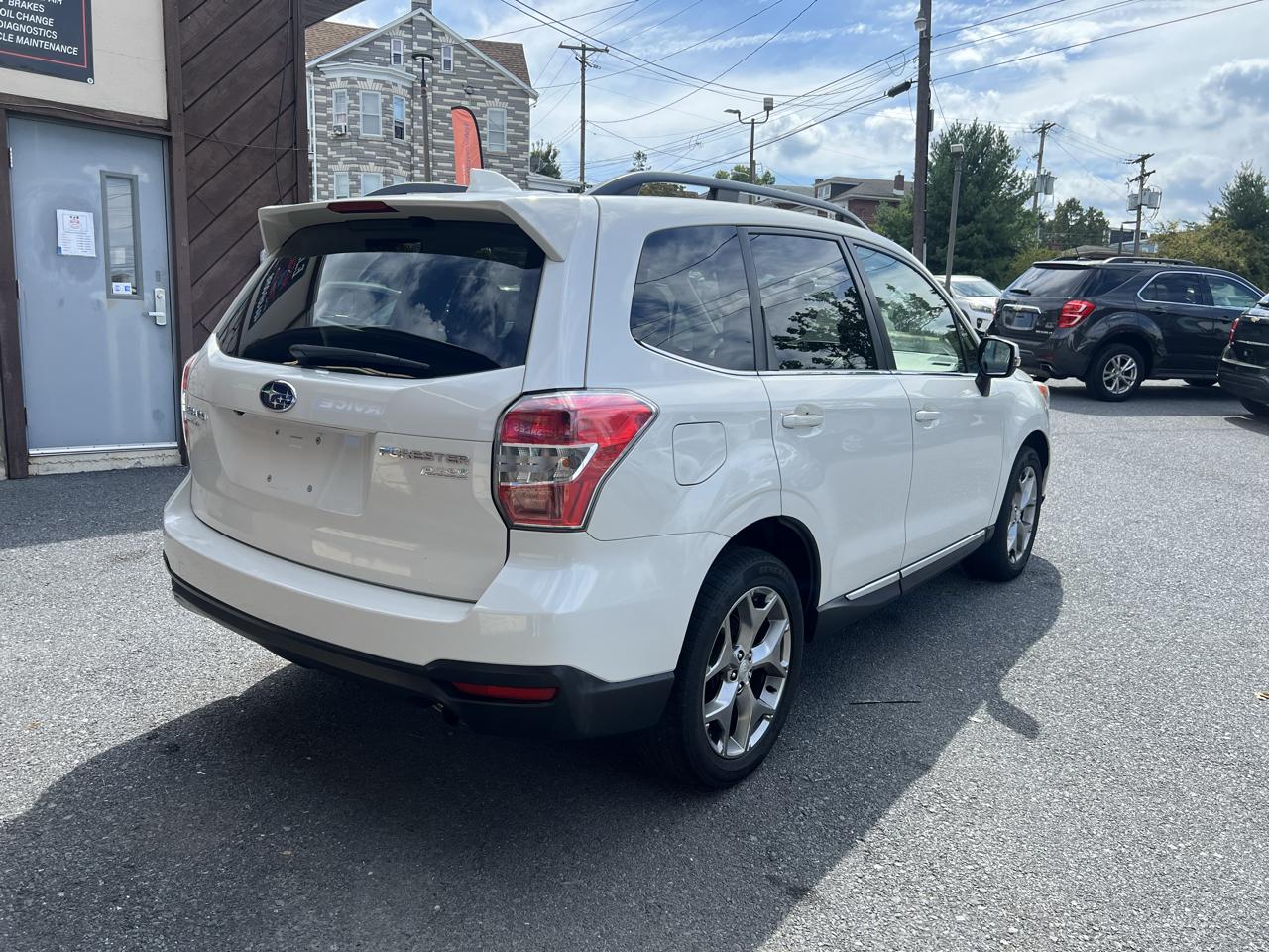 Subaru Forester 2.5i Touring 2016