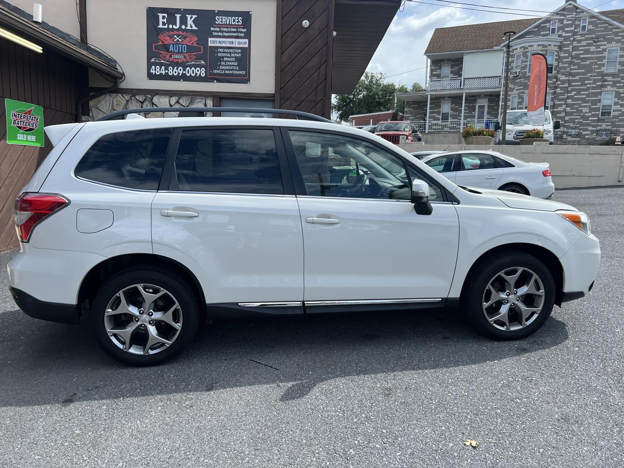 Subaru Forester 2.5i Touring 2016