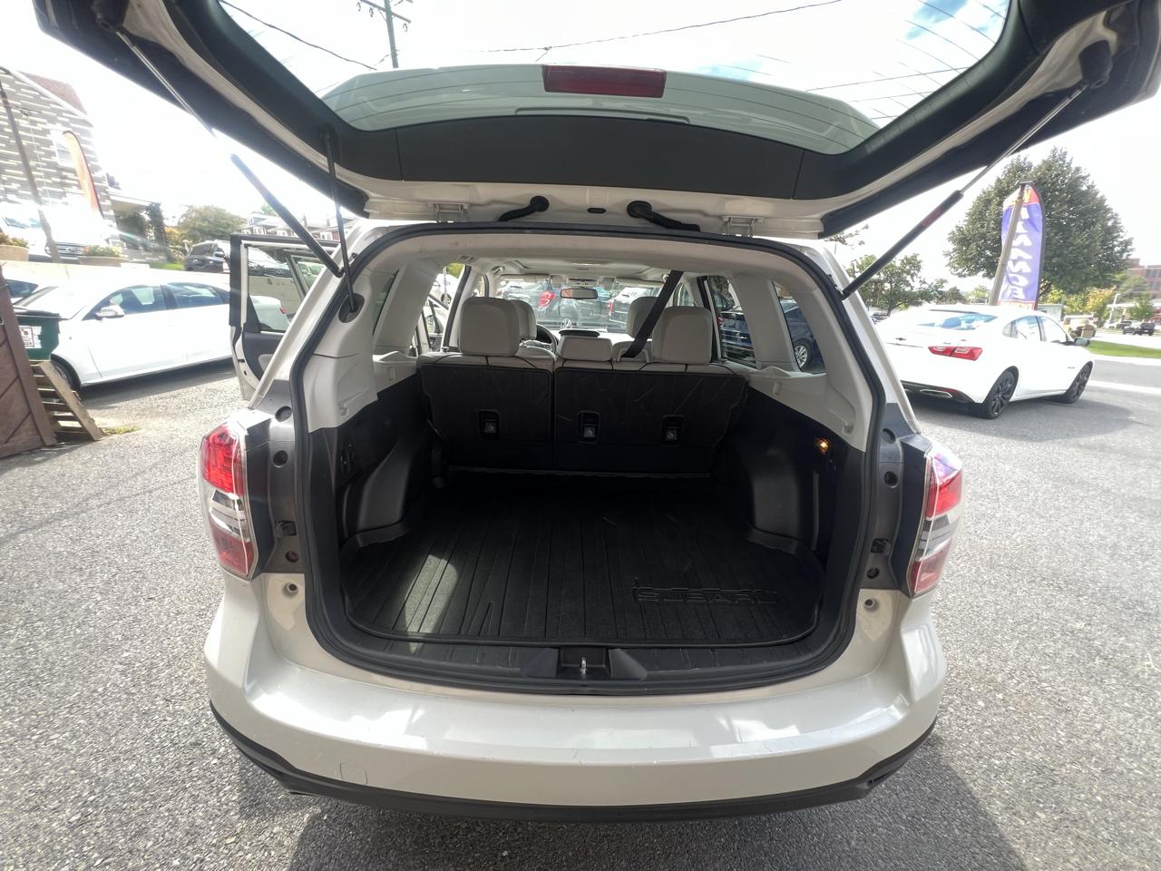 Subaru Forester 2.5i Touring 2016