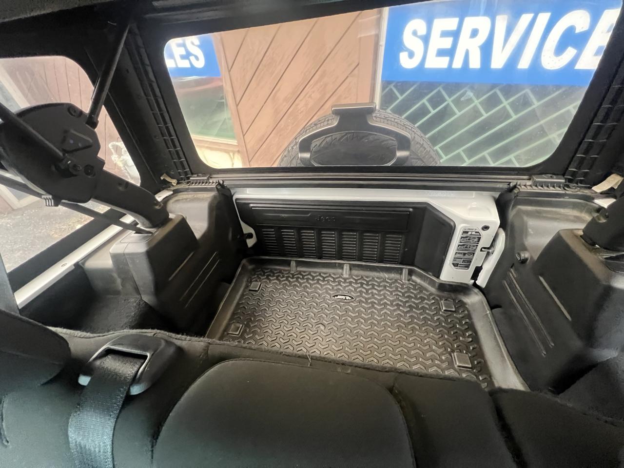 Jeep Wrangler Unlimited Sport 2018