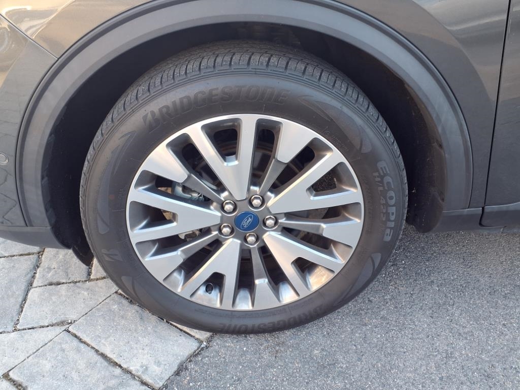 Ford Escape Titanium 4WD 2020