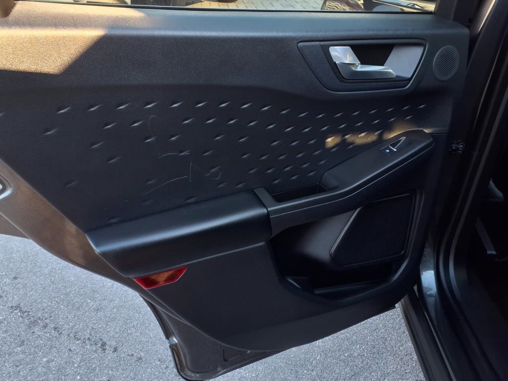 Ford Escape Titanium 4WD 2020