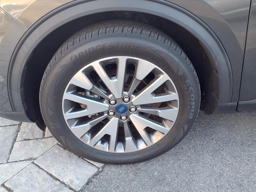 Ford Escape Titanium 4WD 2020