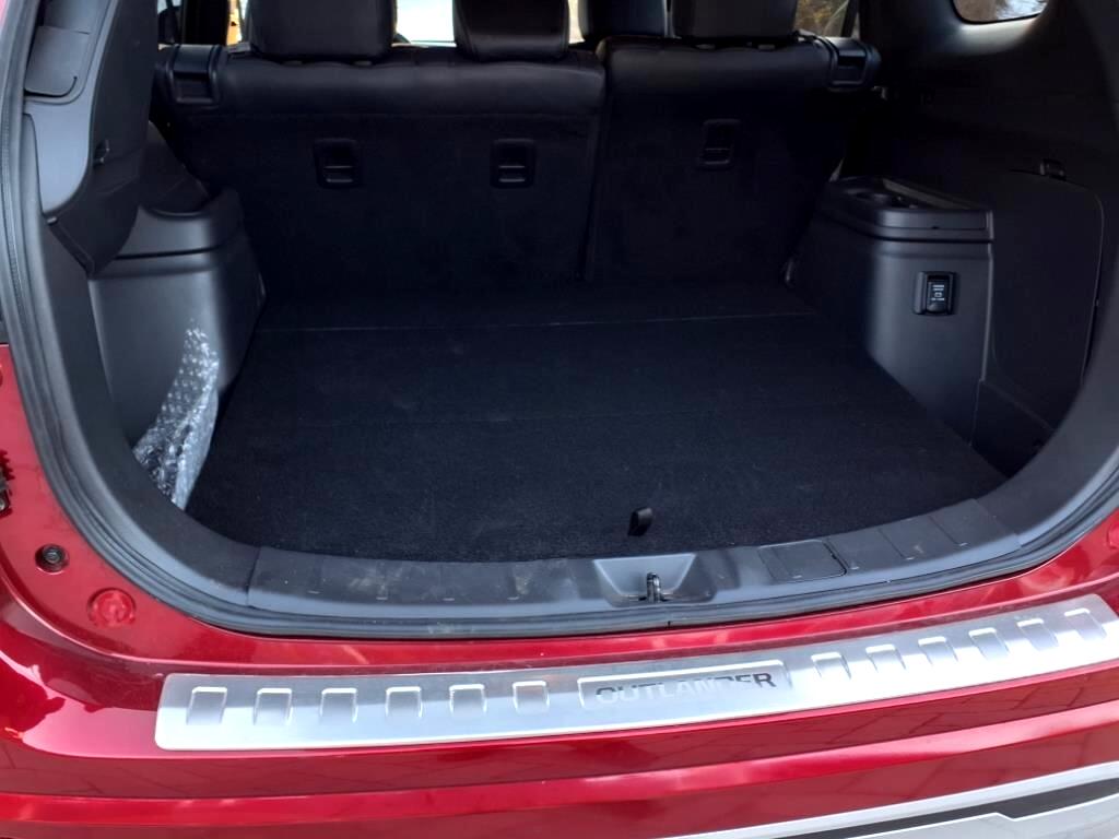 Mitsubishi Outlander PHEV SEL 2022