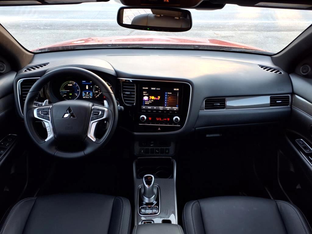 Mitsubishi Outlander PHEV SEL 2022