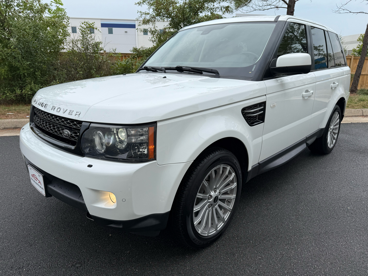 2012 Land Rover Range Rover Sport HSE photo 4