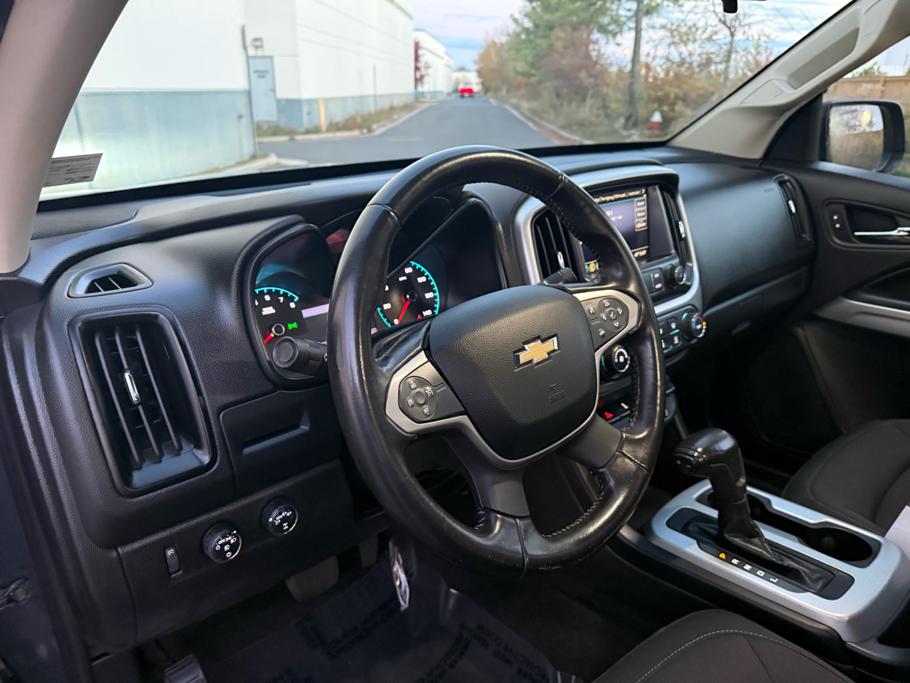 Chevrolet Colorado LT Crew Cab 4WD Short Box 2019