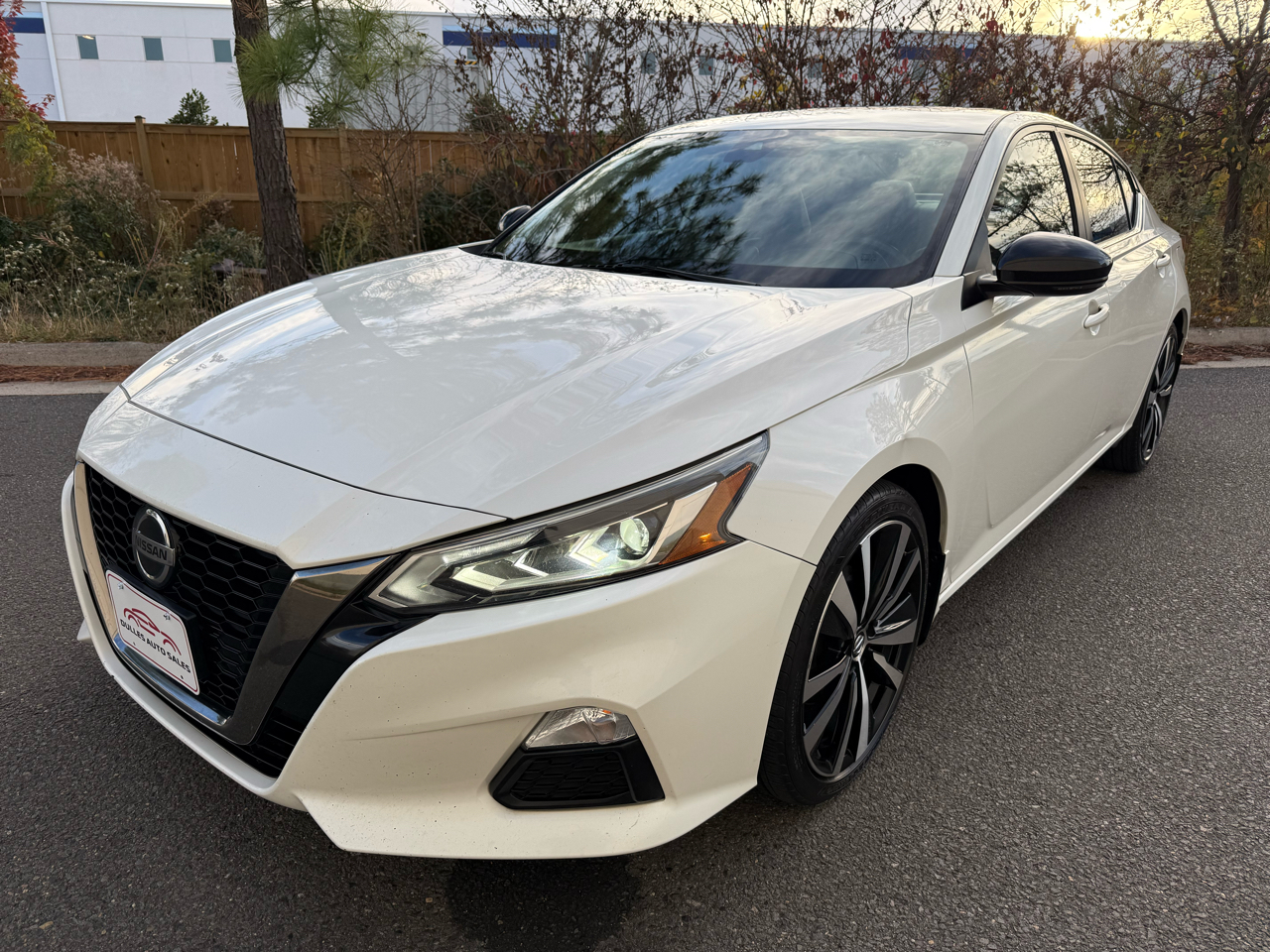 2020 Nissan Altima 2.5 SR photo 3