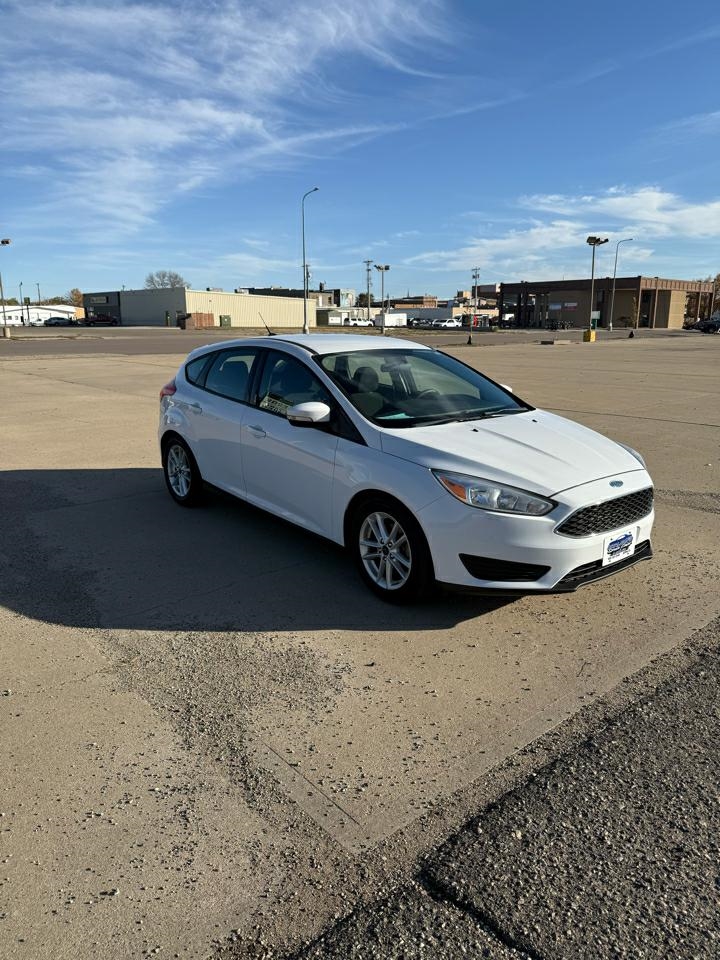 Ford Focus SE Hatch 2016