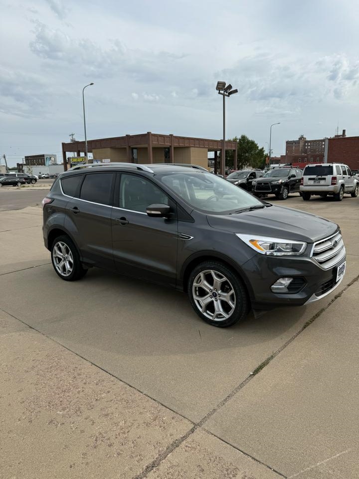 Ford Escape Titanium 4WD 2018