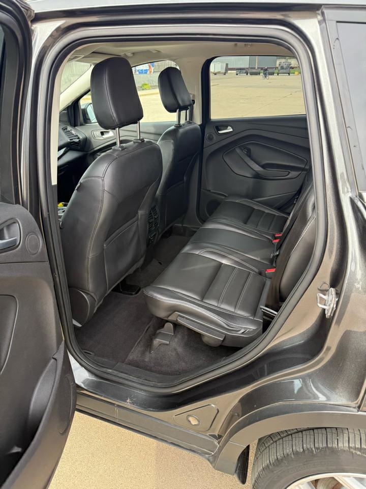 Ford Escape Titanium 4WD 2018