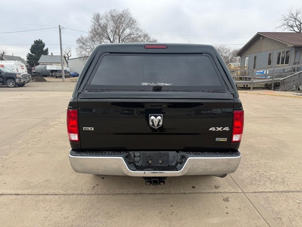 RAM 1500 SLT Quad Cab 4WD 2017