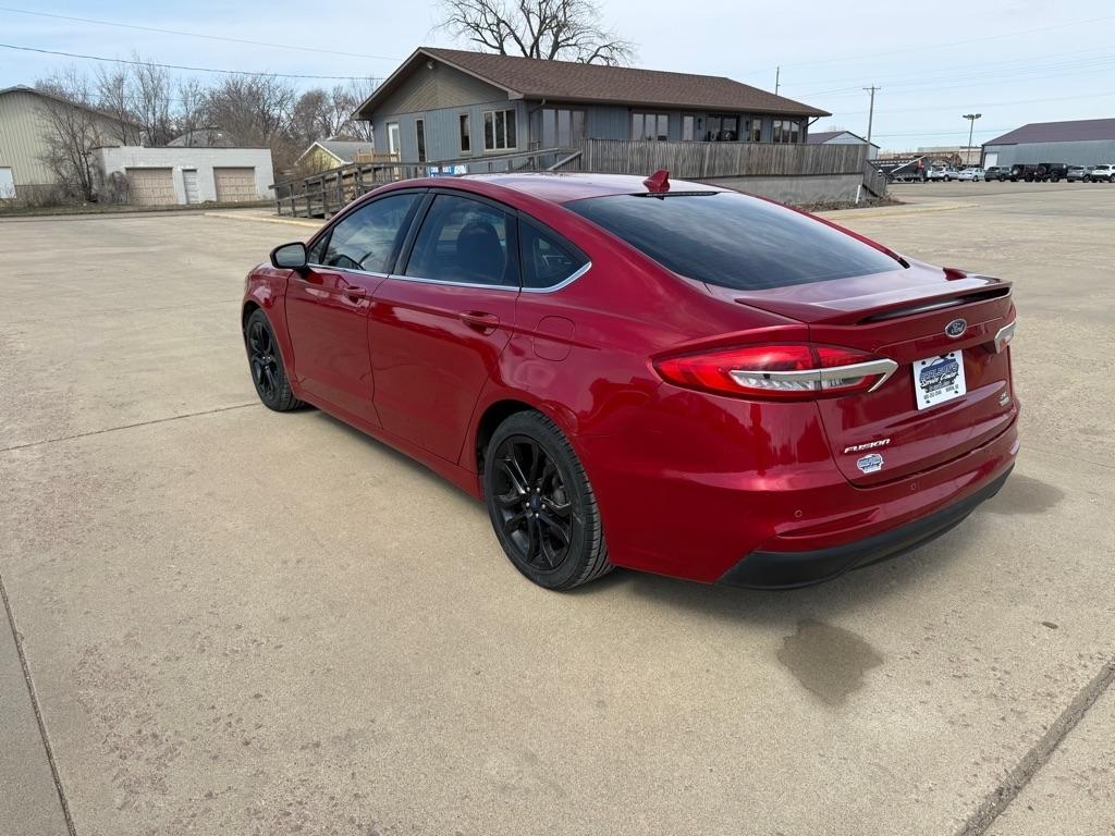 Ford Fusion SE 2020