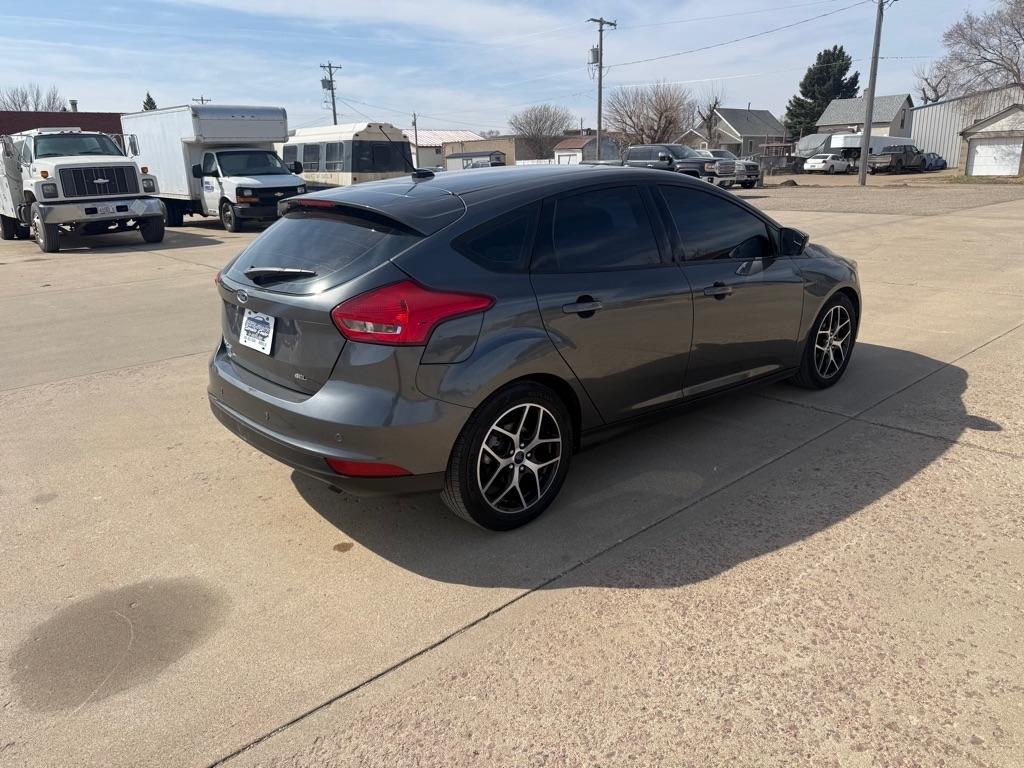 Ford Focus SEL Hatch 2017