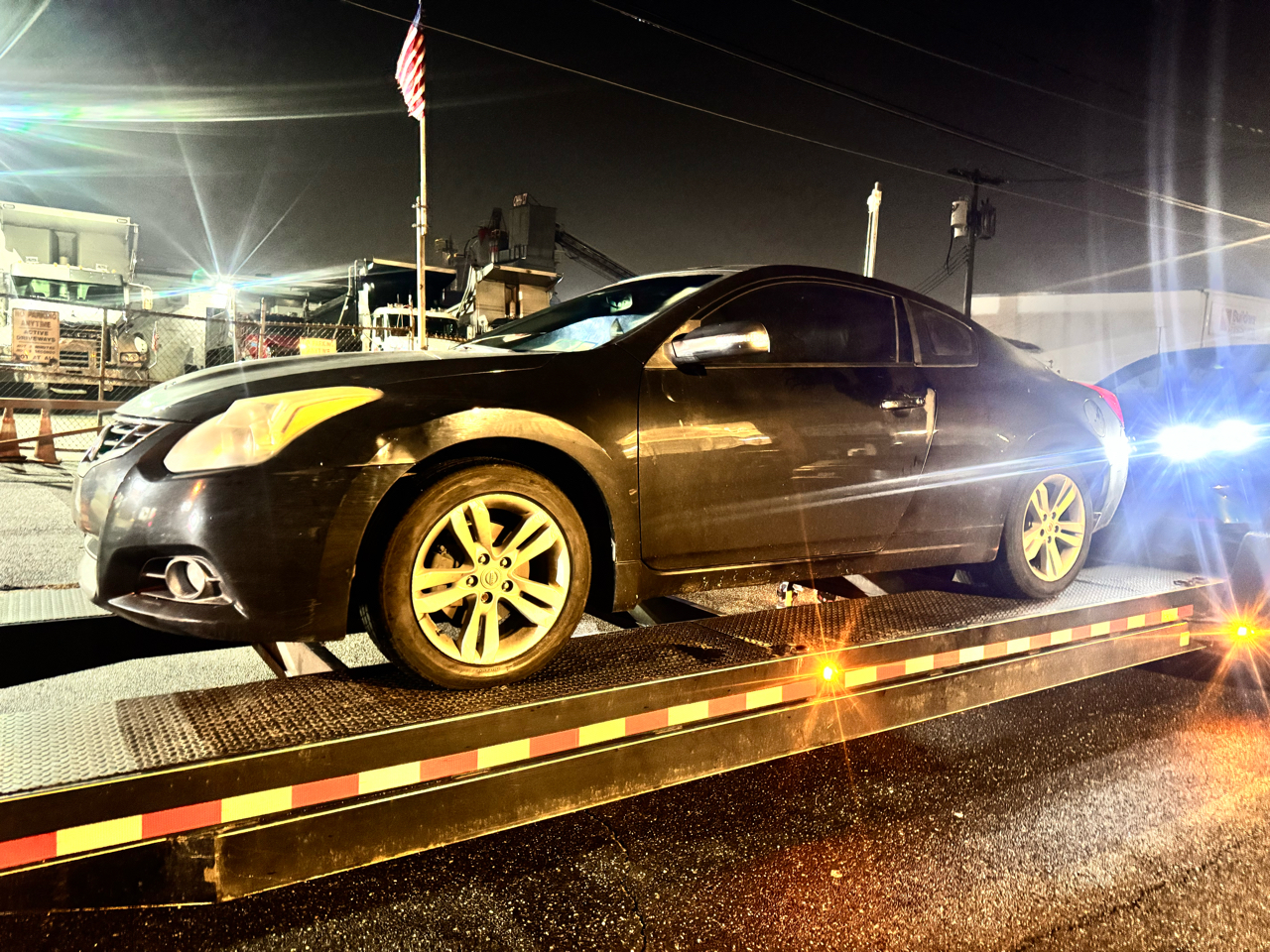 2011 Nissan Altima 2.5 S 6M/T Coupe