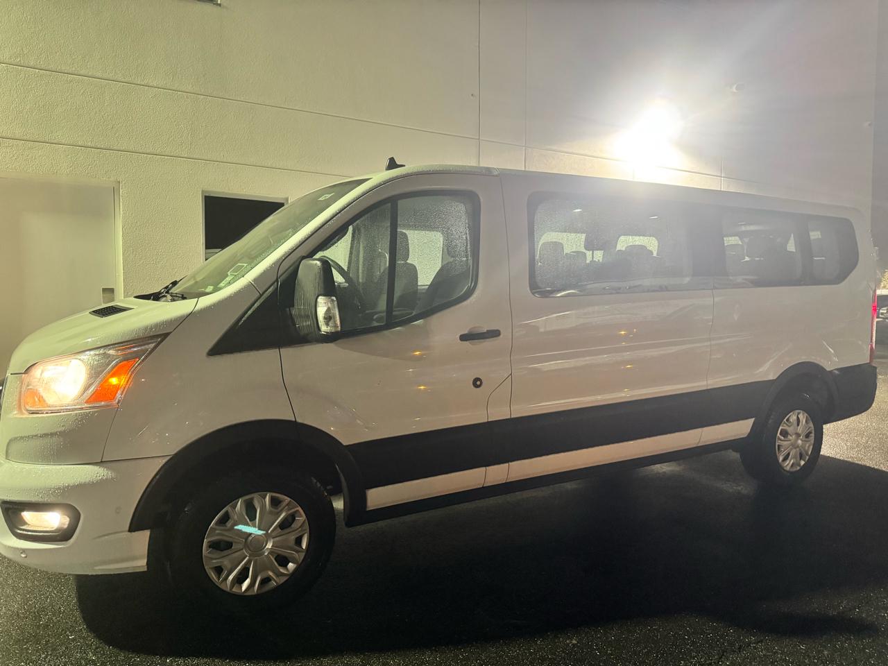 2021 Ford Transit 350 Wagon Low Roof XL w/Sliding Pass. 148-in. WB