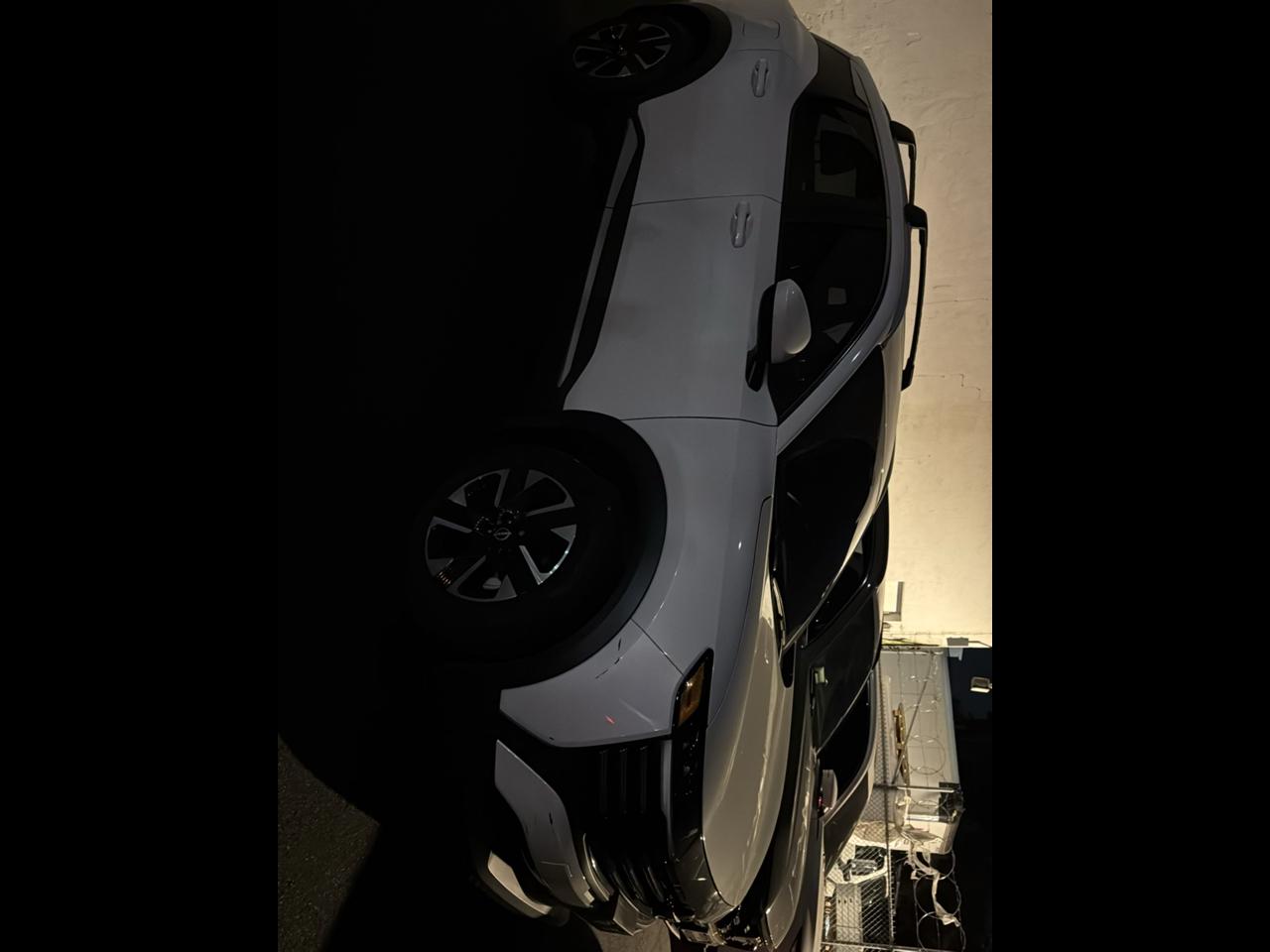 2025 Nissan Kicks SV 4WD