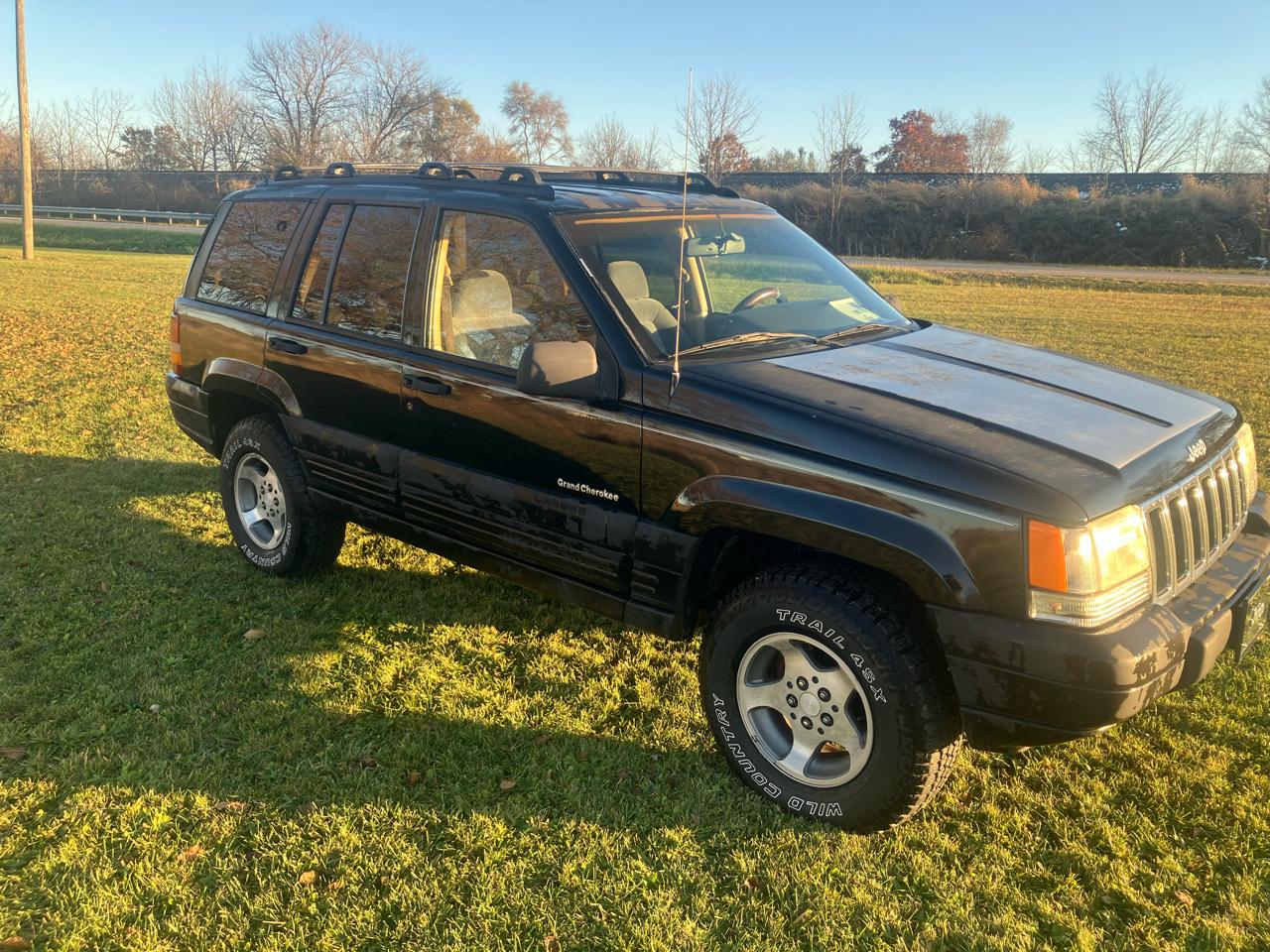 1997 Jeep Grand Cherokee Laredo 2WD