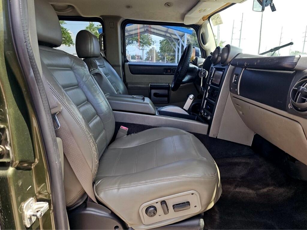 HUMMER H2 Sport Utility 2004 HUMMER H2 Sport Utility 2004