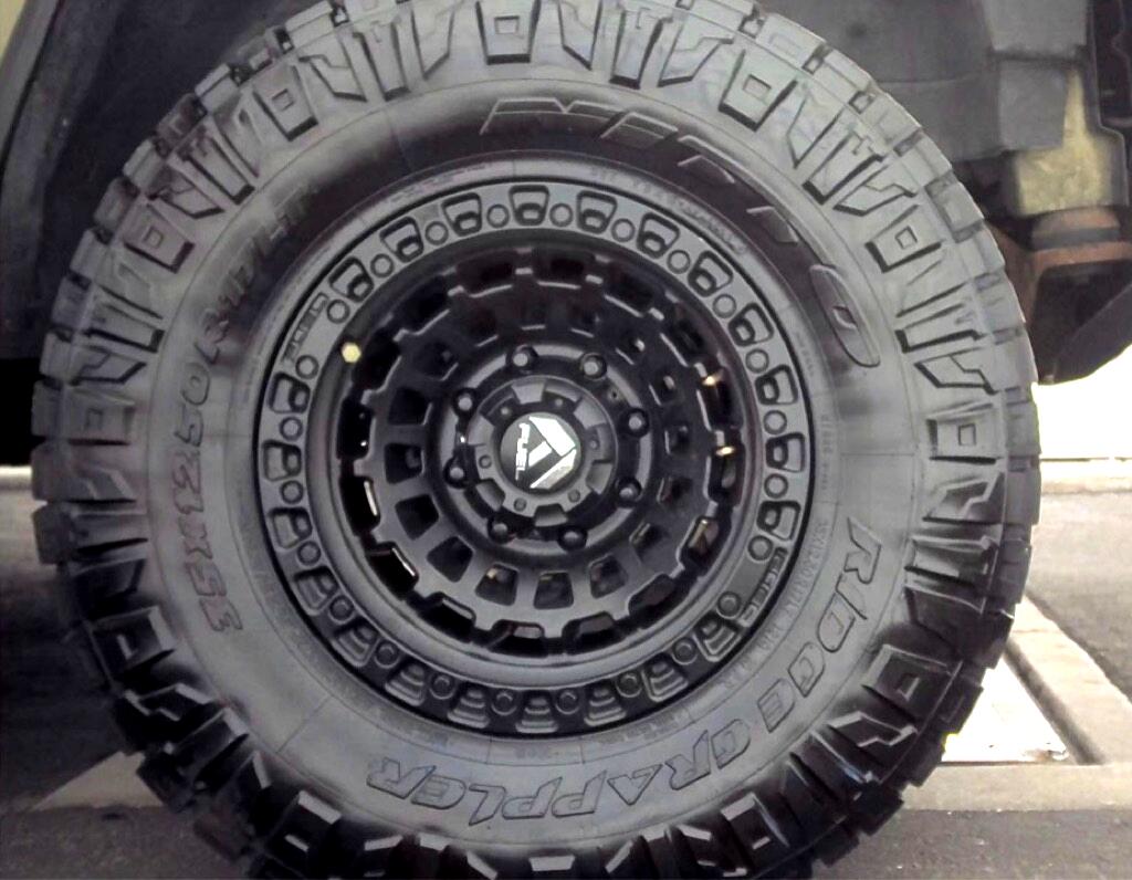 HUMMER H2 Sport Utility 2004 HUMMER H2 Sport Utility 2004