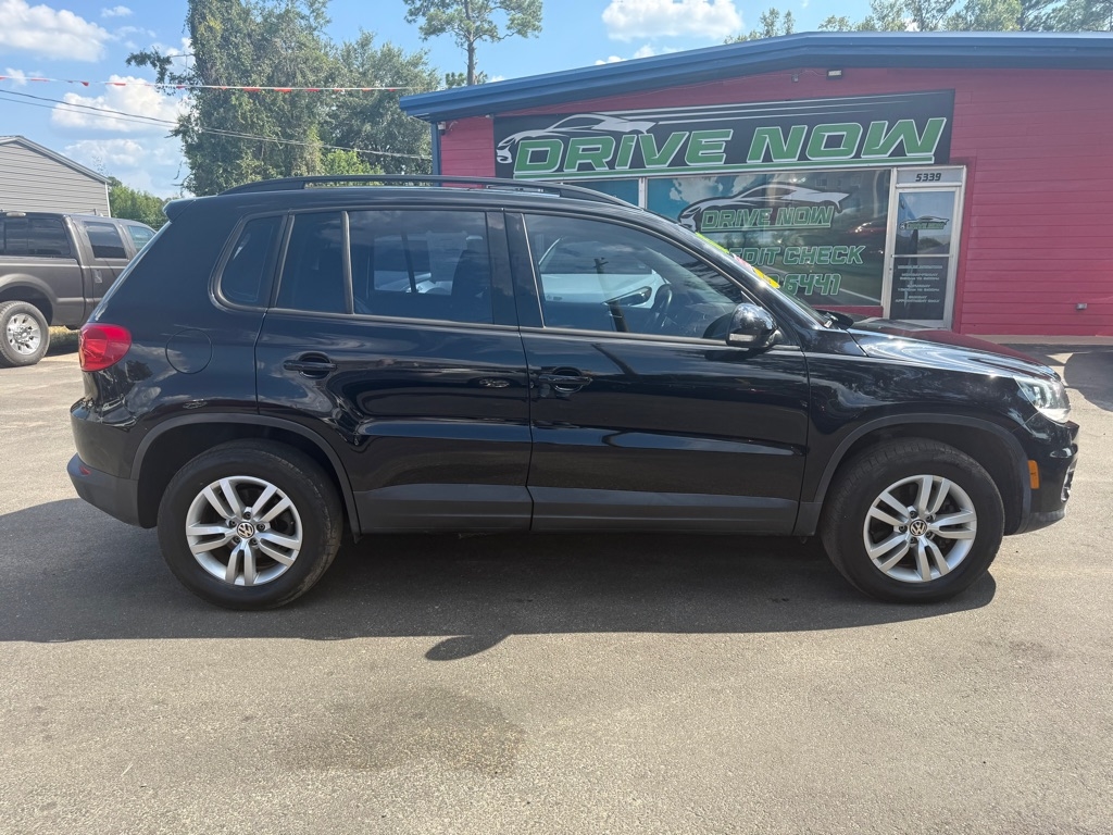 Volkswagen Tiguan S 2017 Volkswagen Tiguan S 2017