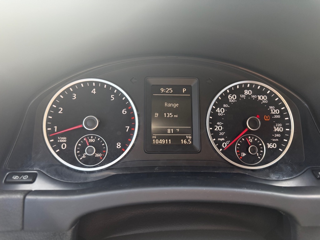 Volkswagen Tiguan S 2017 Volkswagen Tiguan S 2017