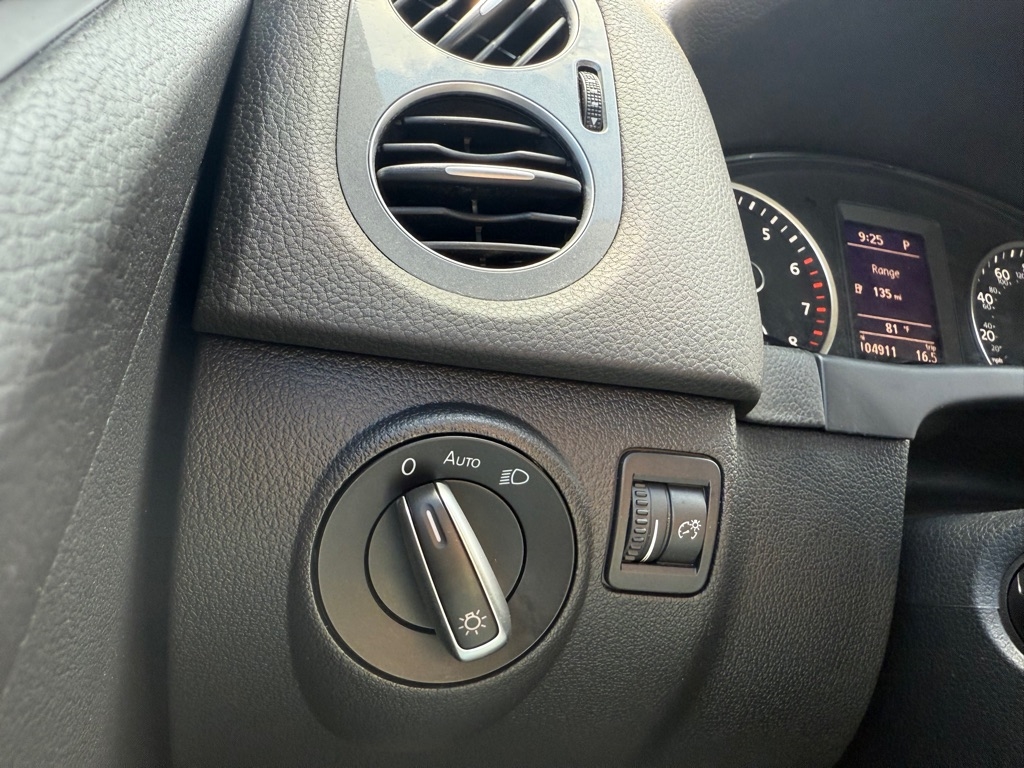 Volkswagen Tiguan S 2017 Volkswagen Tiguan S 2017