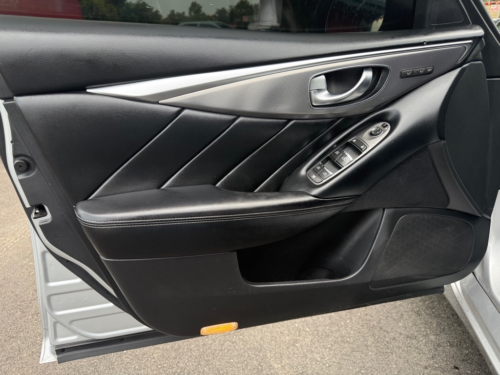 Infiniti Q50 3.0t Premium AWD 2016 Infiniti Q50 3.0t Premium AWD 2016