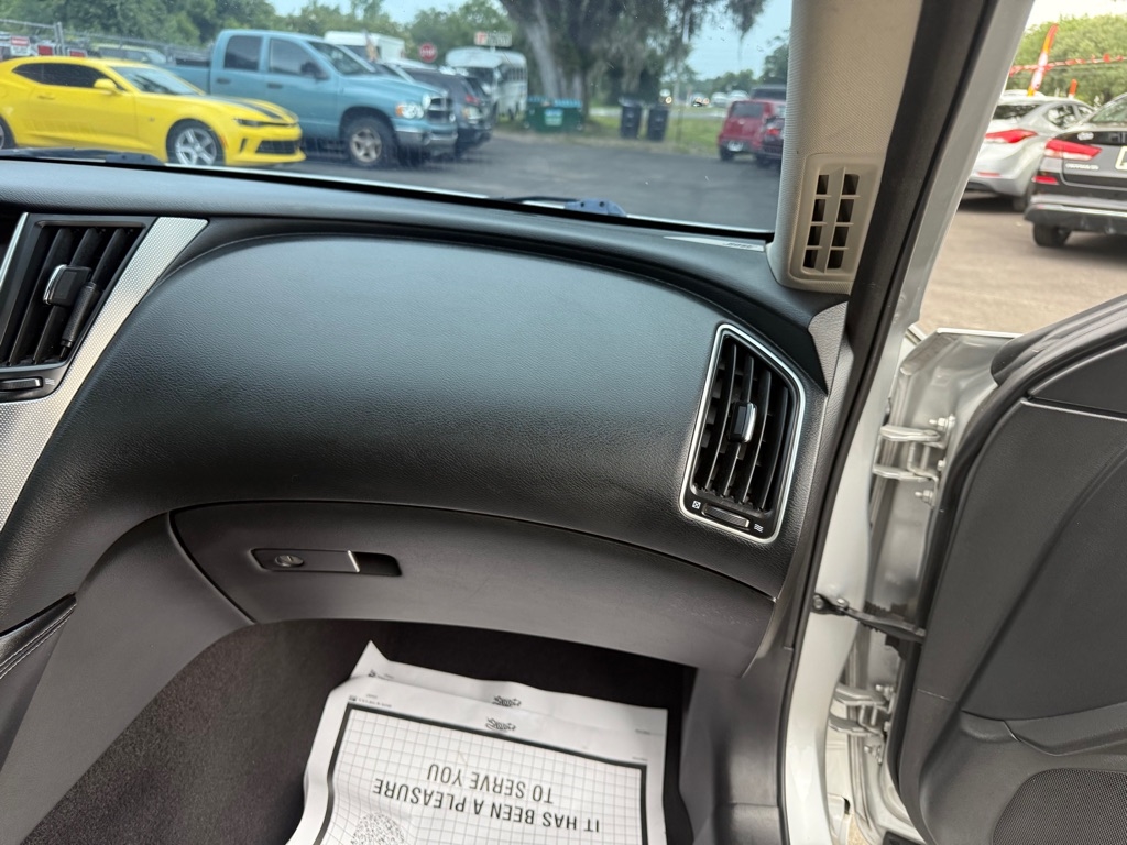 Infiniti Q50 3.0t Premium AWD 2016 Infiniti Q50 3.0t Premium AWD 2016