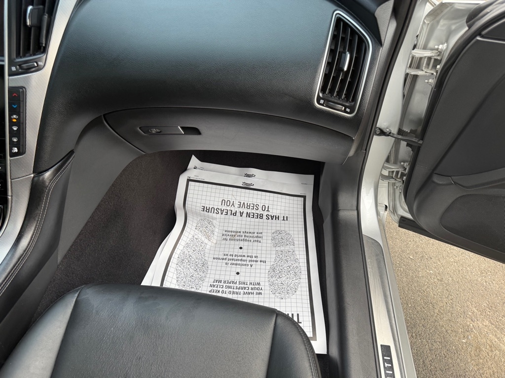 Infiniti Q50 3.0t Premium AWD 2016 Infiniti Q50 3.0t Premium AWD 2016