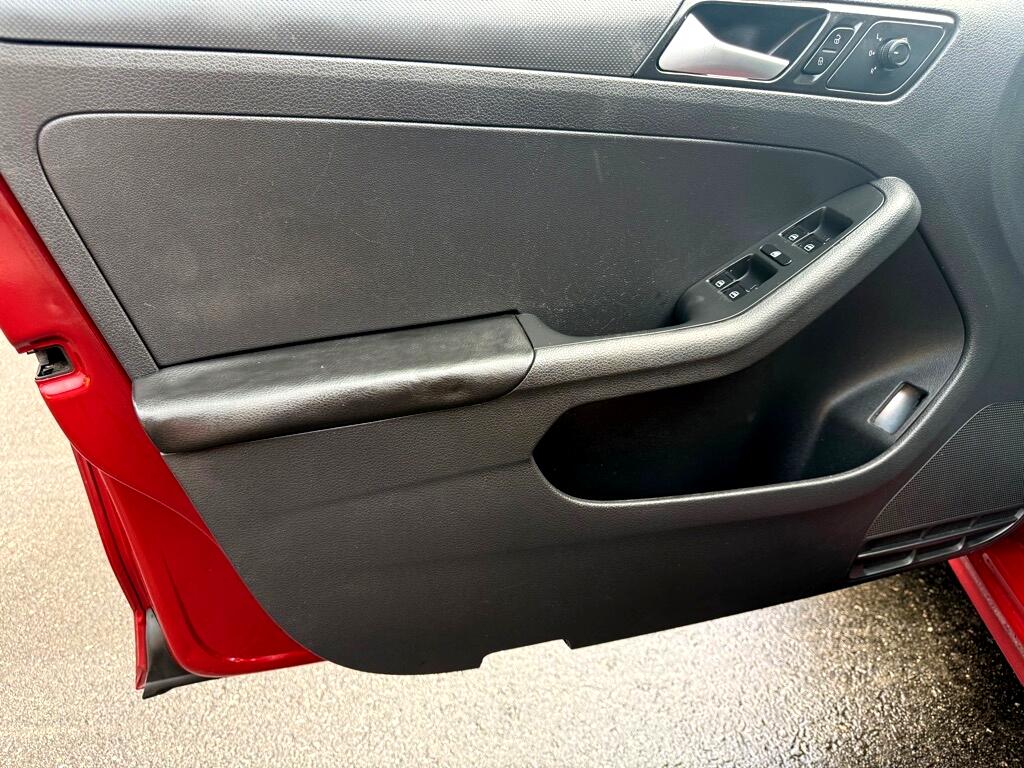 Volkswagen Jetta 1.4T S 6A 2016 Volkswagen Jetta 1.4T S 6A 2016