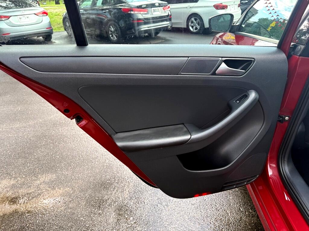 Volkswagen Jetta 1.4T S 6A 2016 Volkswagen Jetta 1.4T S 6A 2016