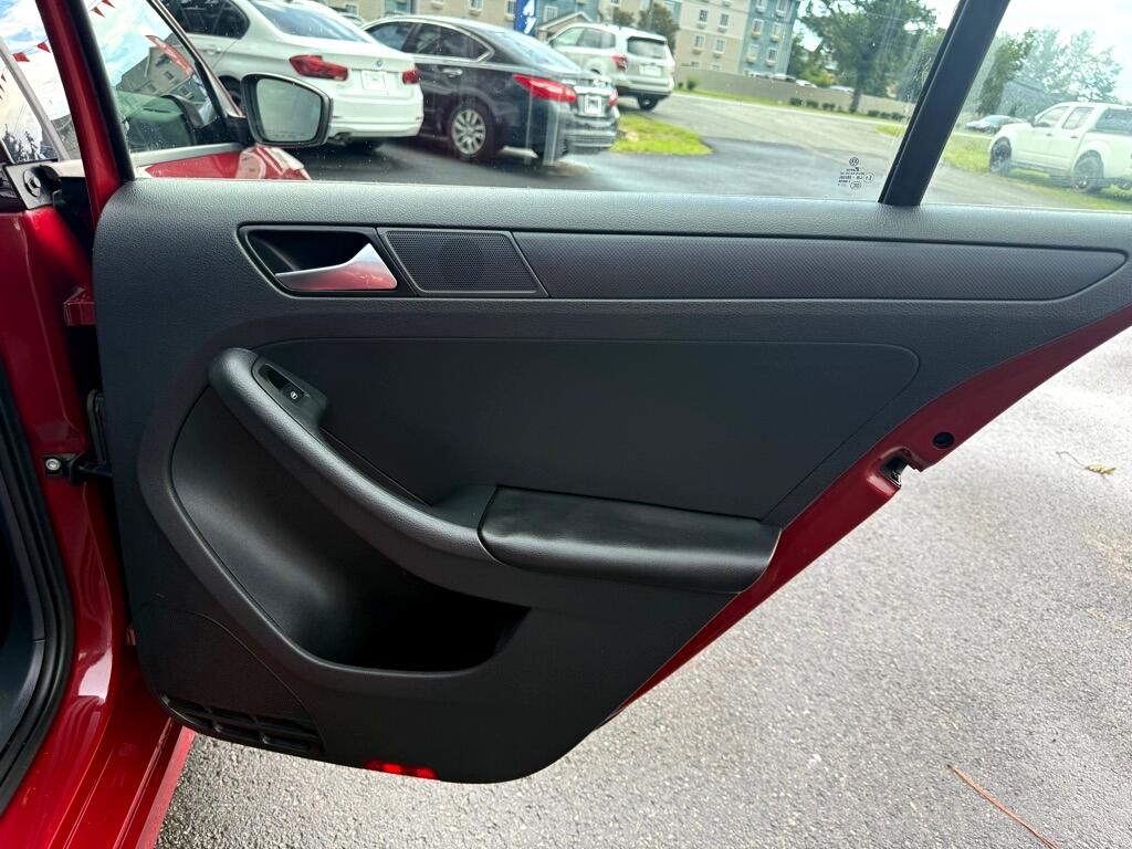 Volkswagen Jetta 1.4T S 6A 2016 Volkswagen Jetta 1.4T S 6A 2016