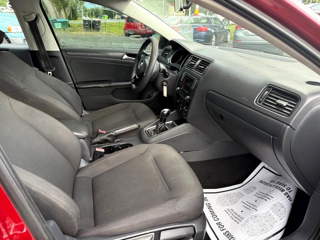 Volkswagen Jetta 1.4T S 6A 2016 Volkswagen Jetta 1.4T S 6A 2016