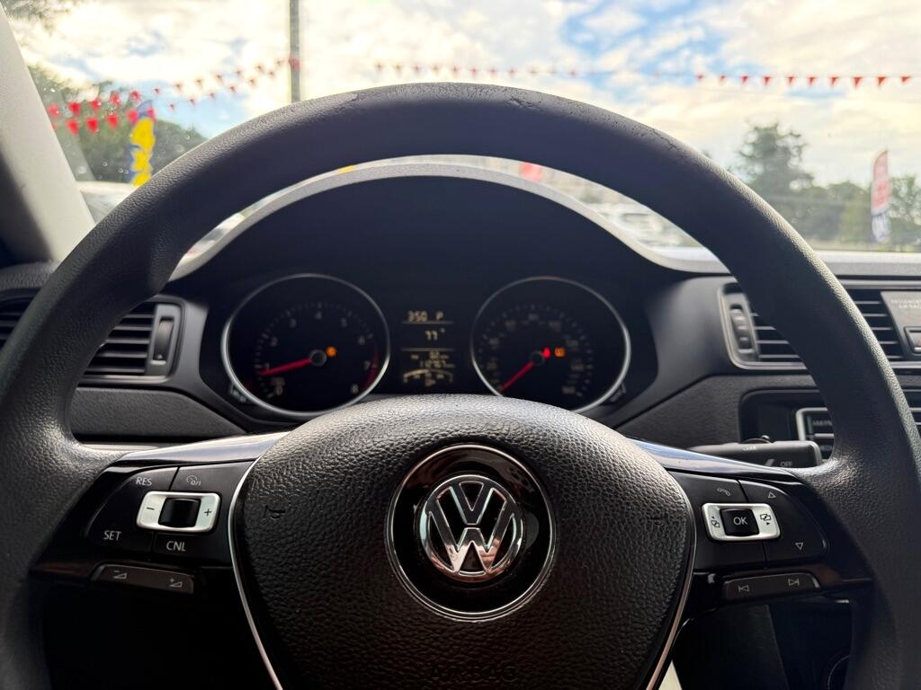 Volkswagen Jetta 1.4T S 6A 2016 Volkswagen Jetta 1.4T S 6A 2016