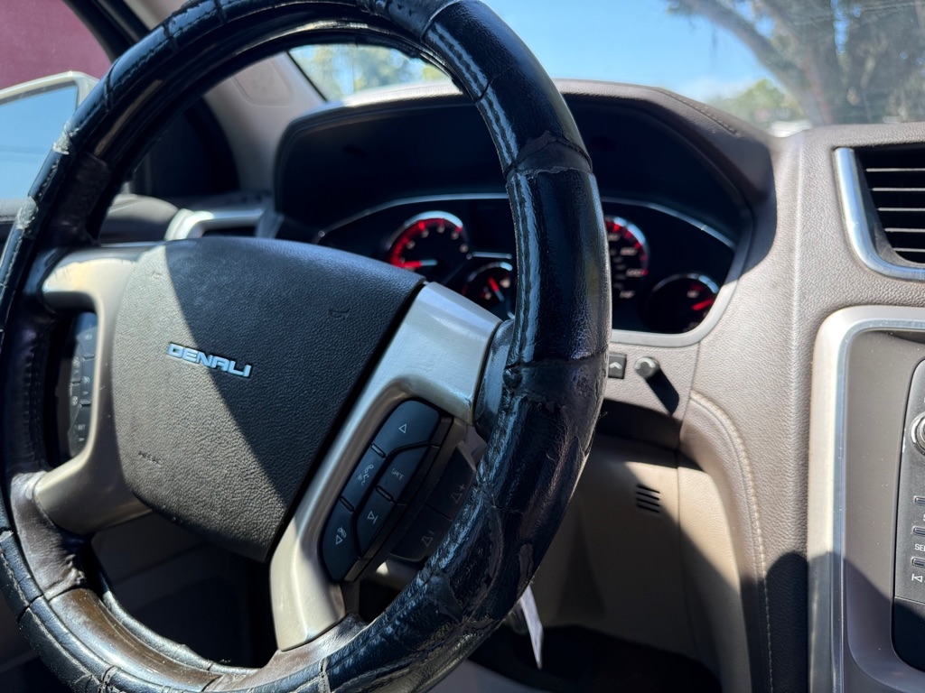 GMC Acadia Denali FWD 2015 GMC Acadia Denali FWD 2015