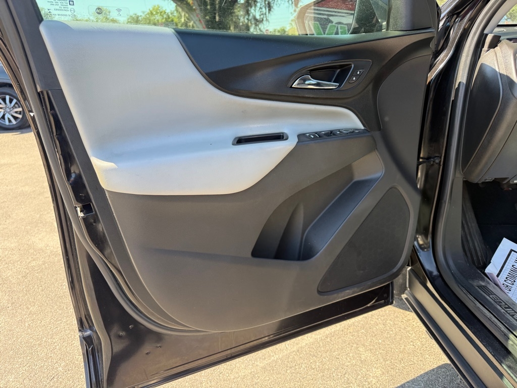 Chevrolet Equinox LS 2WD 2020 Chevrolet Equinox LS 2WD 2020