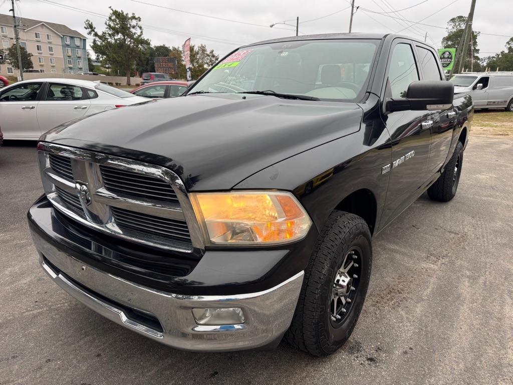 RAM 1500 ST Crew Cab 4WD 2011 RAM 1500 ST Crew Cab 4WD 2011