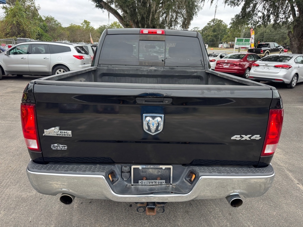 RAM 1500 ST Crew Cab 4WD 2011 RAM 1500 ST Crew Cab 4WD 2011