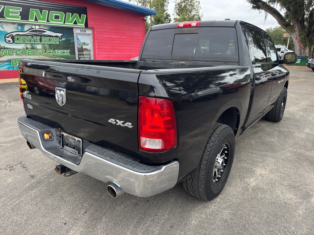 RAM 1500 ST Crew Cab 4WD 2011 RAM 1500 ST Crew Cab 4WD 2011