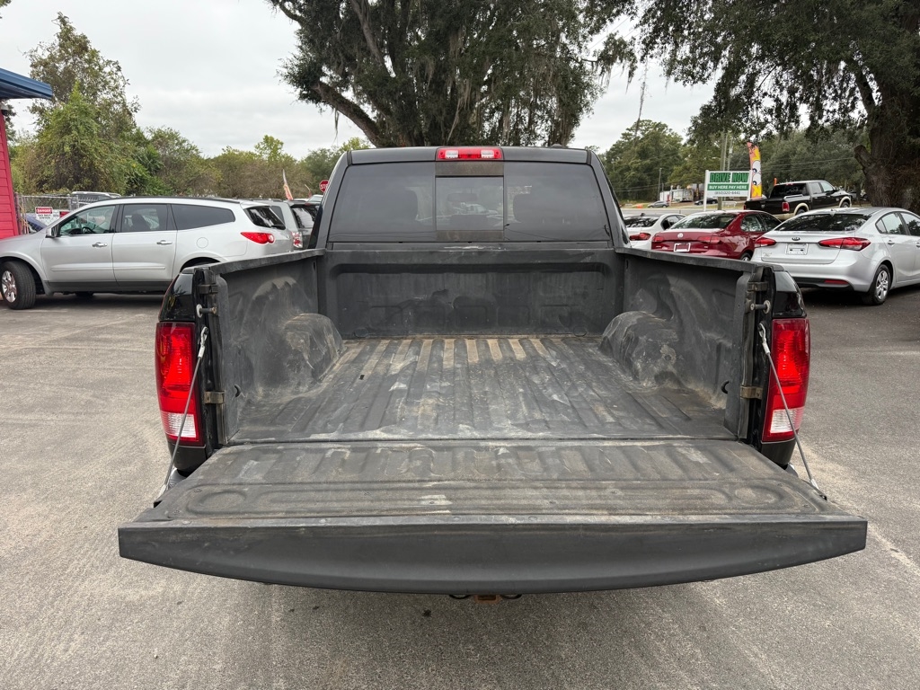 RAM 1500 ST Crew Cab 4WD 2011 RAM 1500 ST Crew Cab 4WD 2011