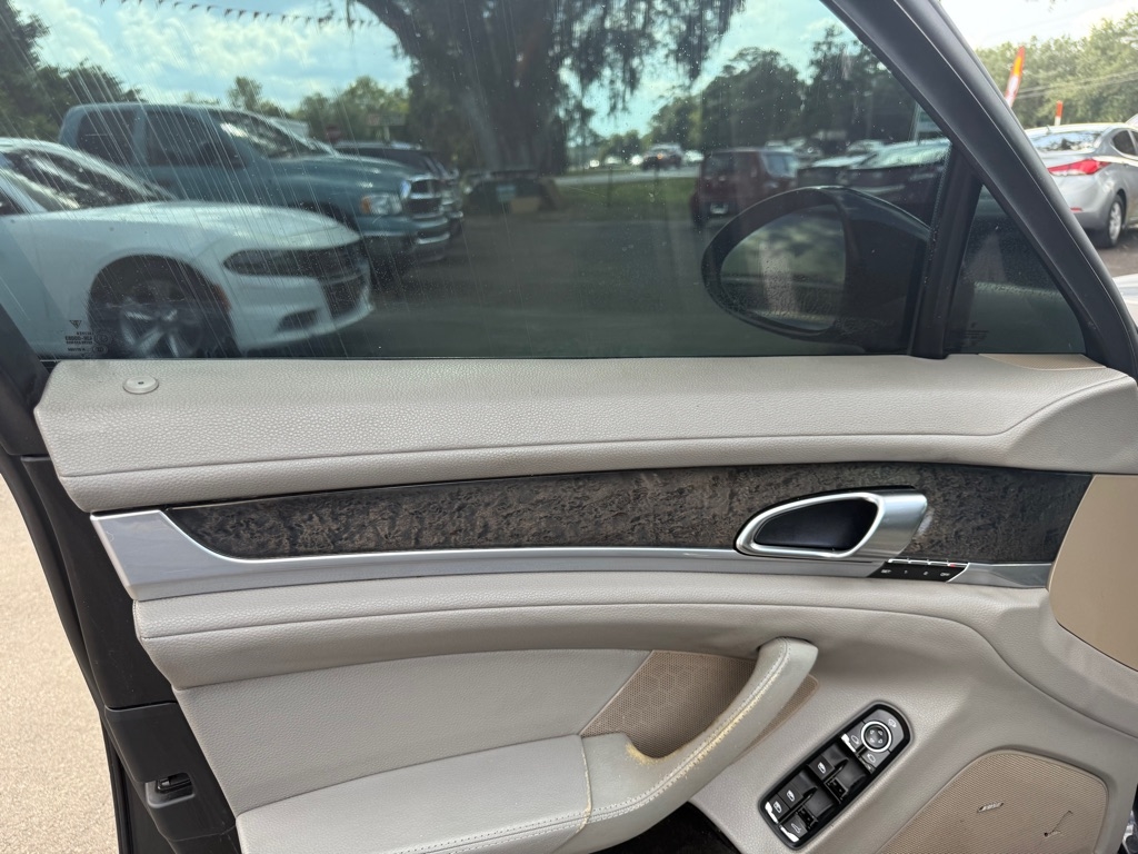 Porsche Panamera 4 2011 Porsche Panamera 4 2011